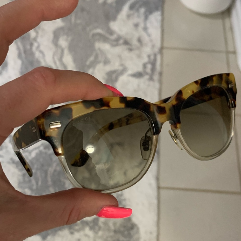 Sunglasses - Picture 3 of 7